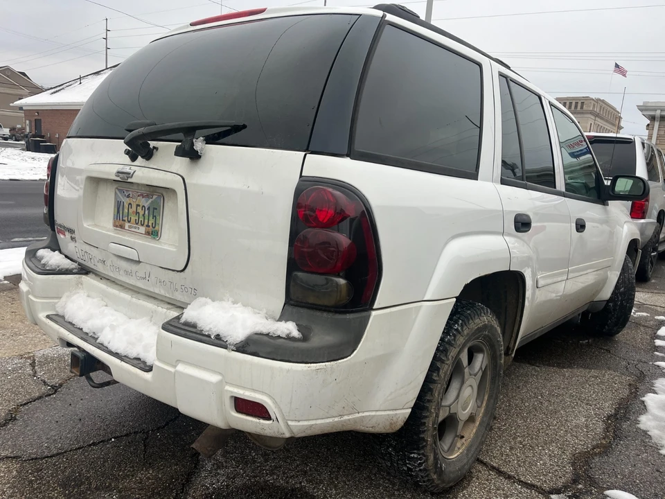 2008 Chevrolet Trailblazer - Image 3 of 9