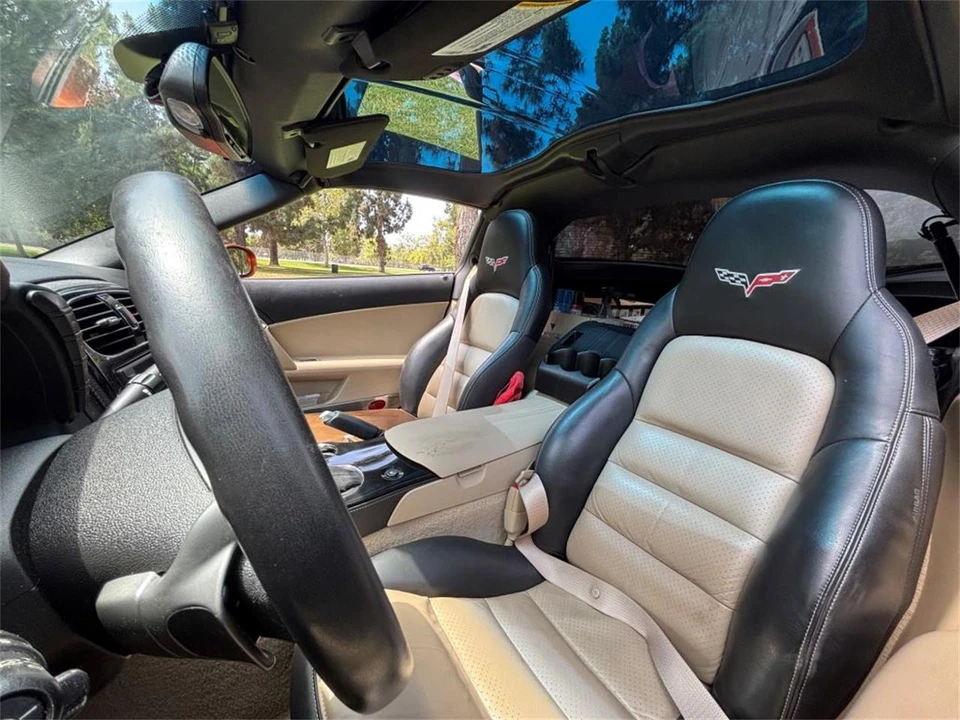 2008 Chevrolet Corvette C6 - Image 10 of 22