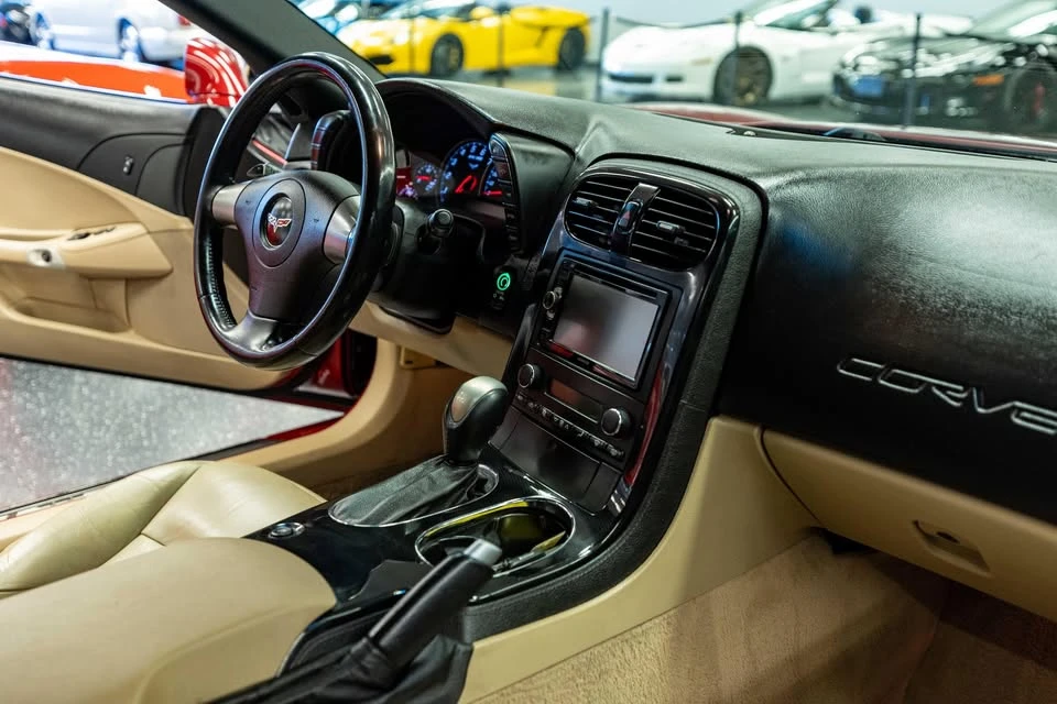 2008 Chevrolet Corvette C6 - Image 12 of 13