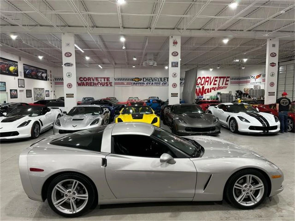2008 Chevrolet Corvette C6 - Image 6 of 30