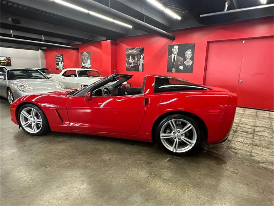 2008 Chevrolet Corvette C6 - Image 25 of 31