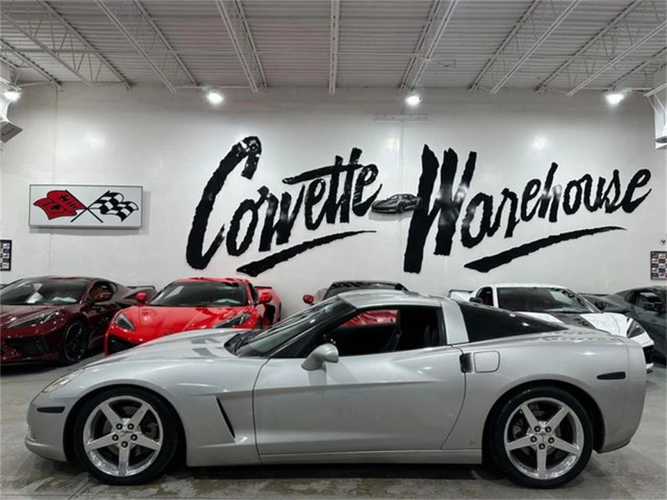 2008 Chevrolet Corvette C6 - Image 2 of 10