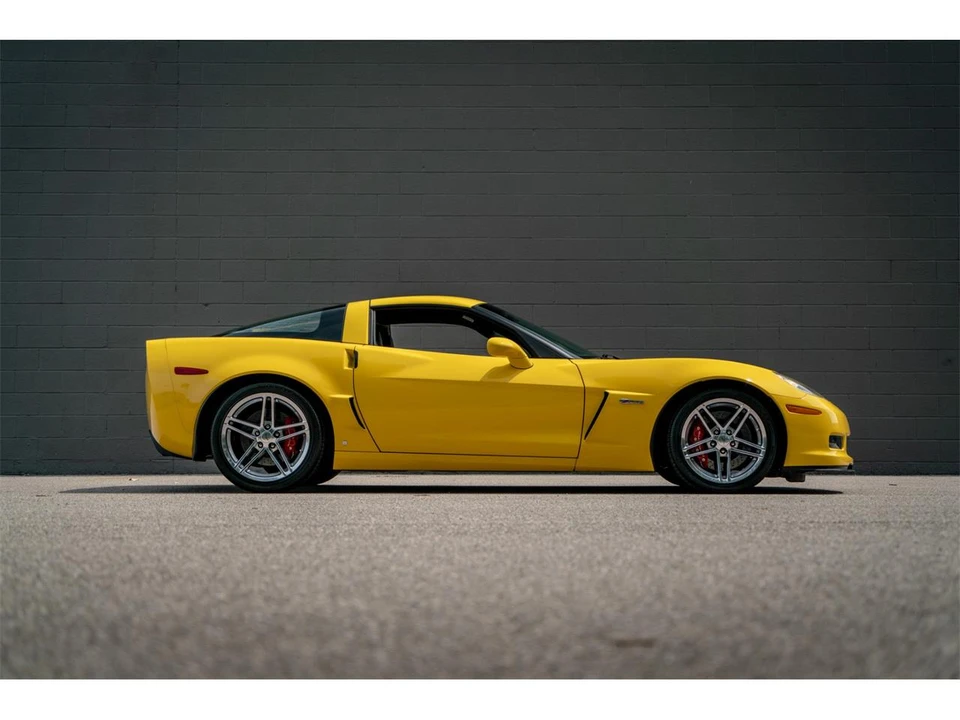 2008 Chevrolet Corvette C6 - Image 18 of 31