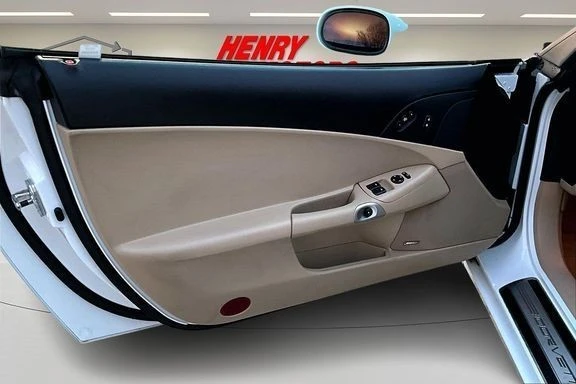 2008 Chevrolet Corvette C6 - Image 16 of 21