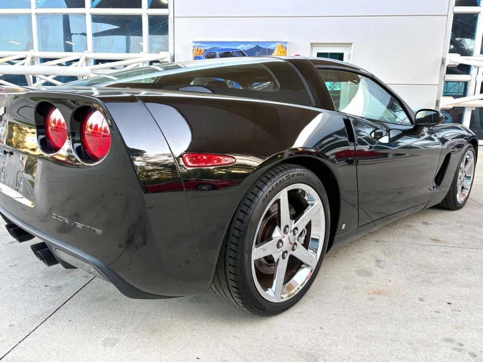 2008 Chevrolet Corvette C6 - Image 17 of 21