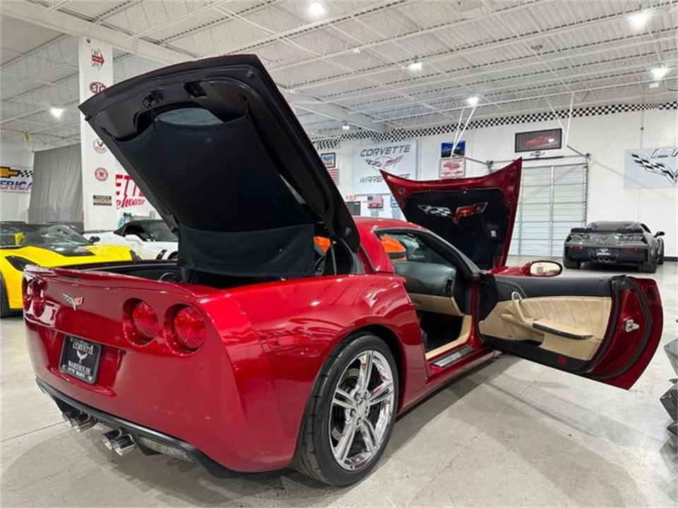 2008 Chevrolet Corvette C6 - Image 24 of 30