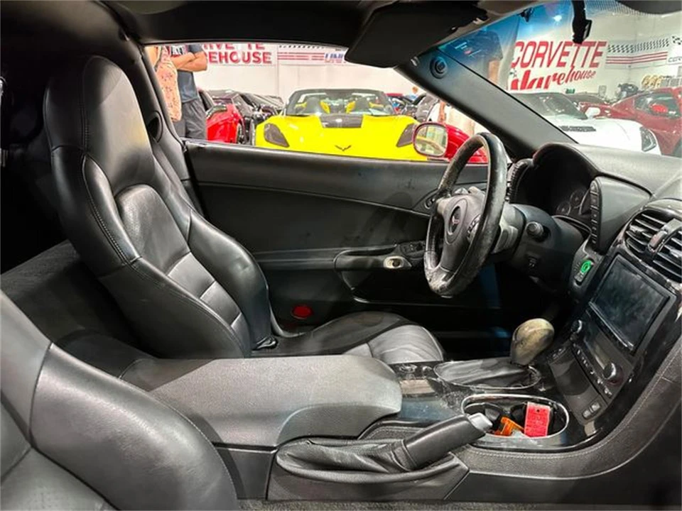 2008 Chevrolet Corvette C6 - Image 10 of 30