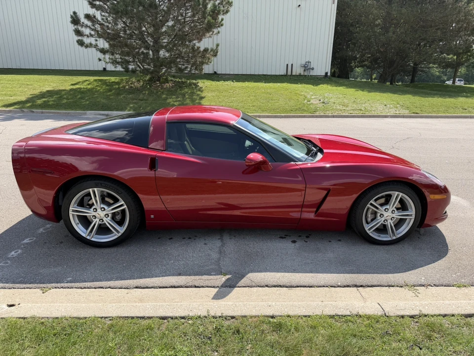 2008 Chevrolet Corvette C6 - Image 8 of 21