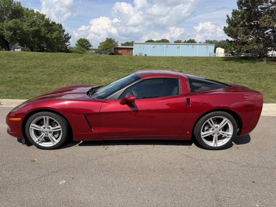 2008 Chevrolet Corvette C6 - Image 12 of 21