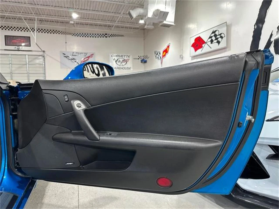 2008 Chevrolet Corvette C6 - Image 18 of 30