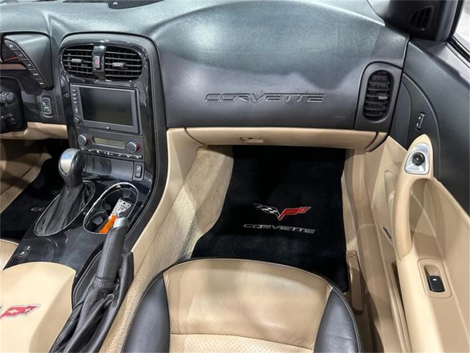 2008 Chevrolet Corvette C6 - Image 12 of 30