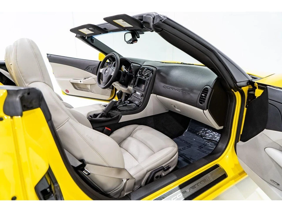 2008 Chevrolet Corvette C6 - Image 14 of 31