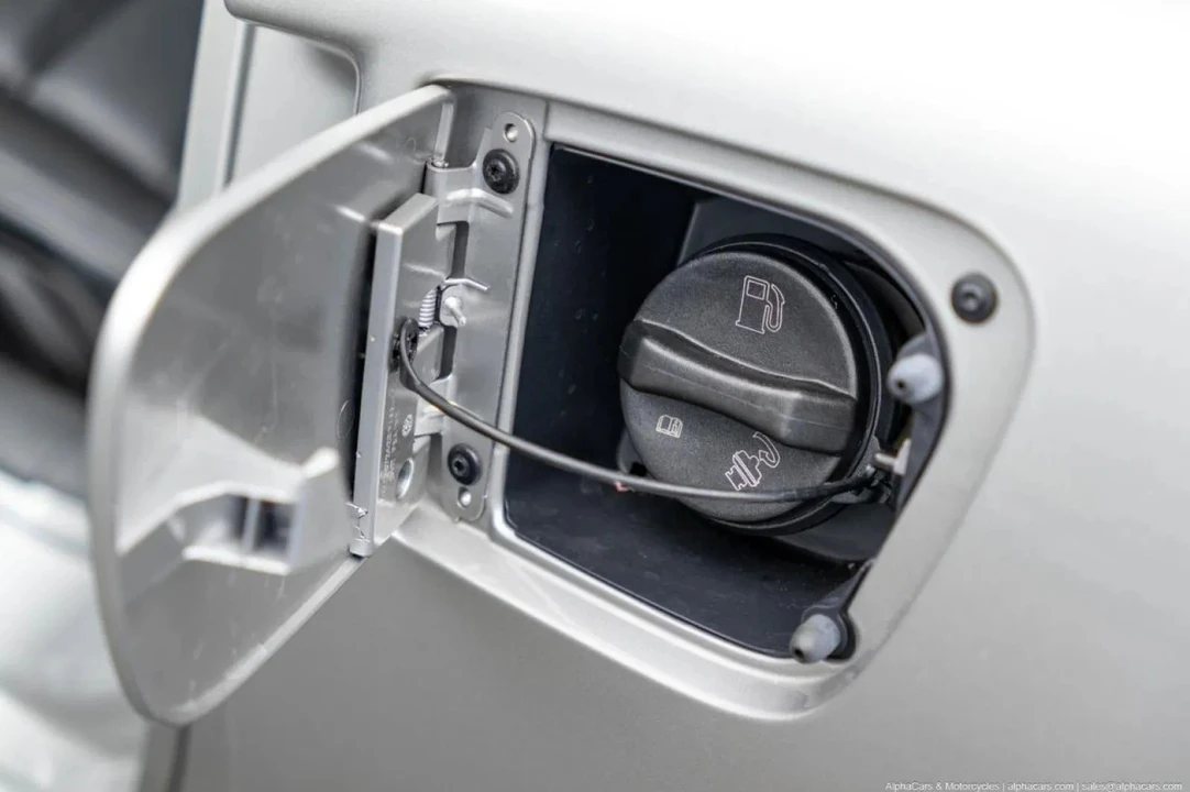 2008 Chevrolet Corvette C6 - Image 15 of 31