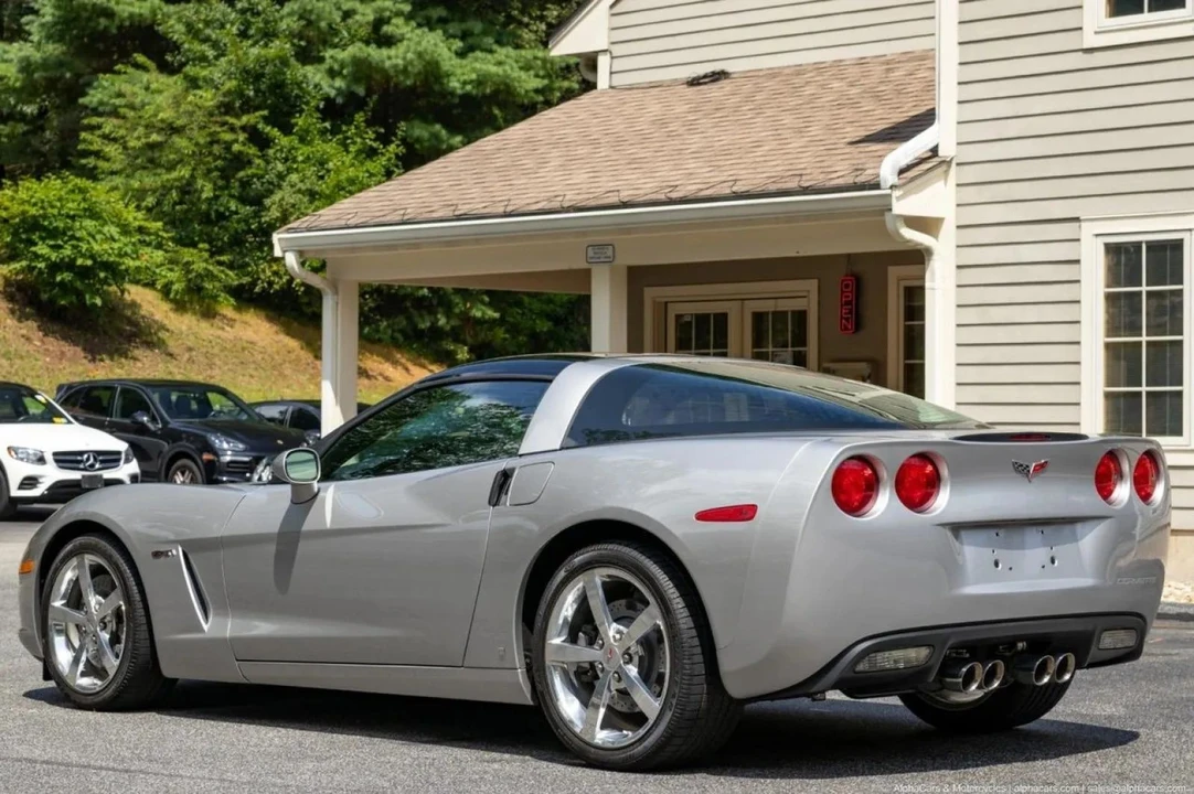 2008 Chevrolet Corvette C6 - Image 10 of 31