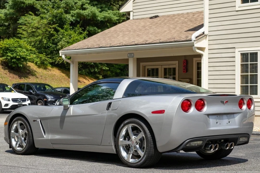 2008 Chevrolet Corvette C6 - Image 10 of 21