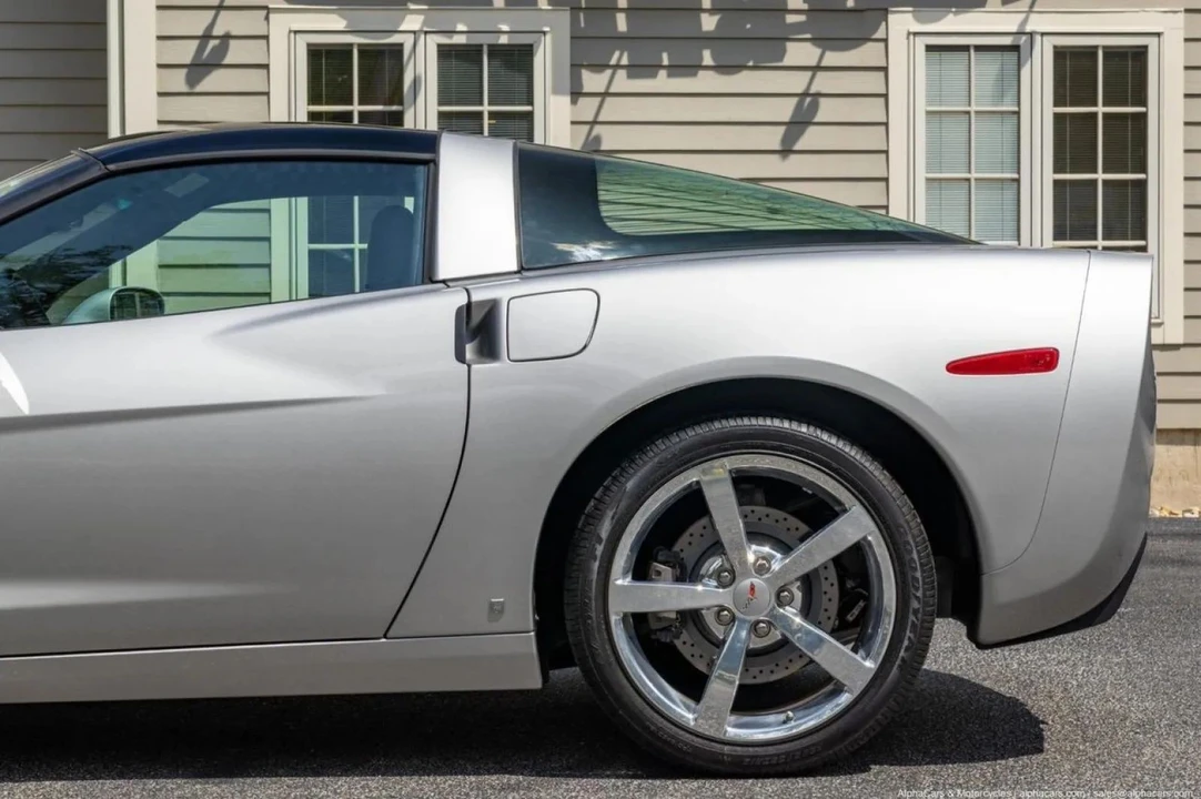 2008 Chevrolet Corvette C6 - Image 13 of 31