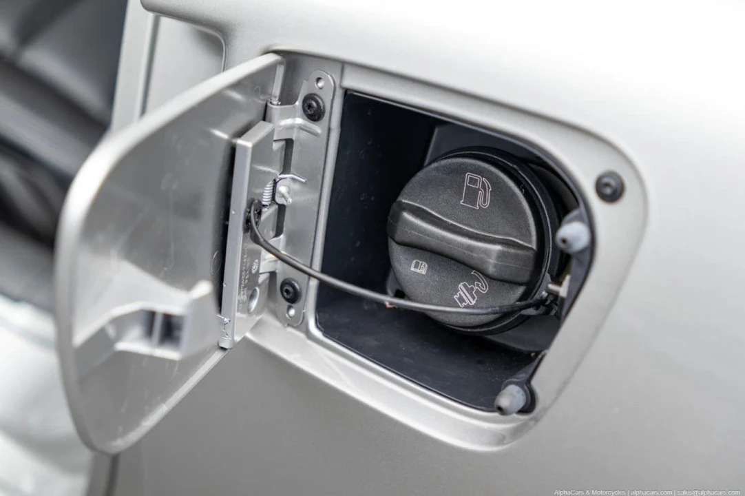 2008 Chevrolet Corvette C6 - Image 16 of 21