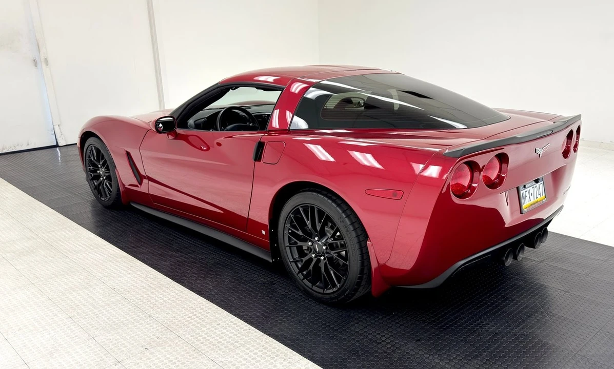 2008 Chevrolet Corvette C6 - Image 3 of 31