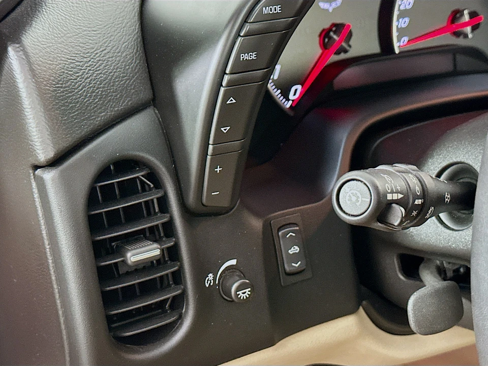 2008 Chevrolet Corvette C6 - Image 13 of 22