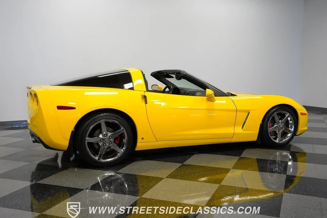 2008 Chevrolet Corvette C6 - Image 14 of 21