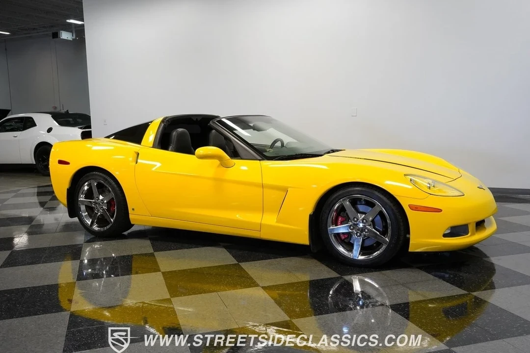 2008 Chevrolet Corvette C6 - Image 16 of 21