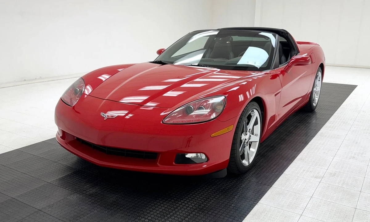 2008 Chevrolet Corvette C6 - Image 2 of 31