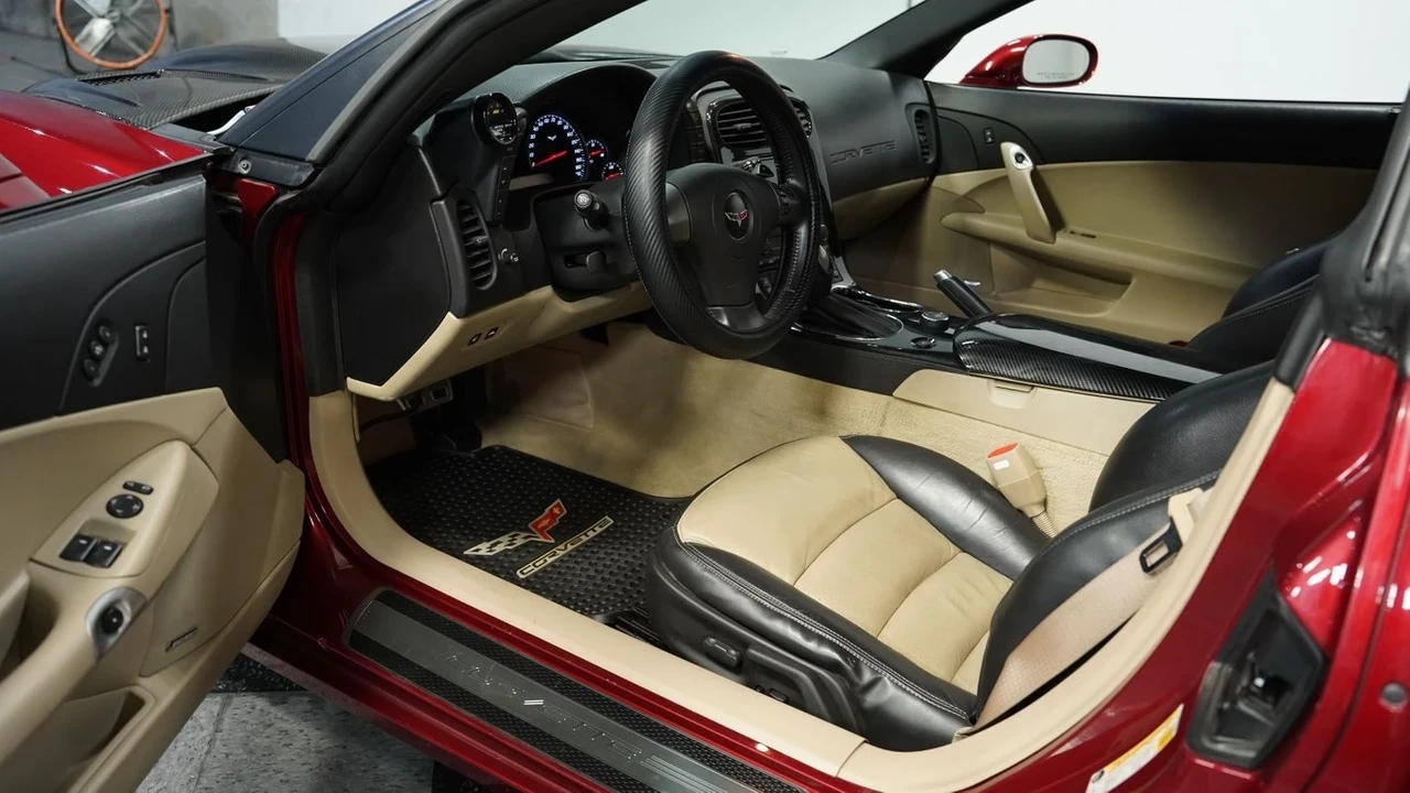 2008 Chevrolet Corvette C6 - Image 5 of 12