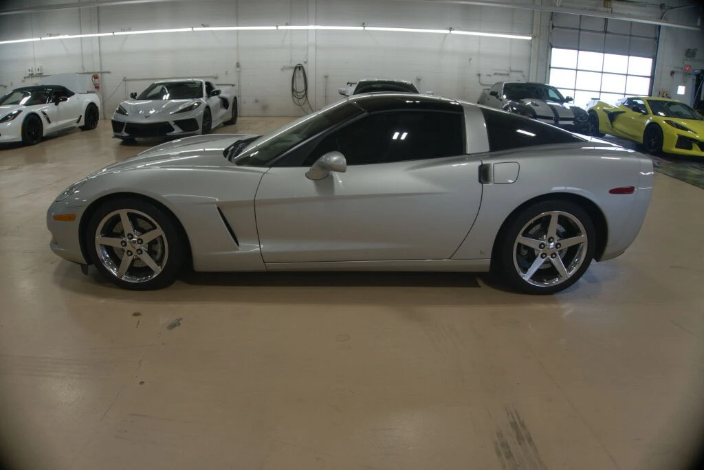 2008 Chevrolet Corvette C6 - Image 2 of 31