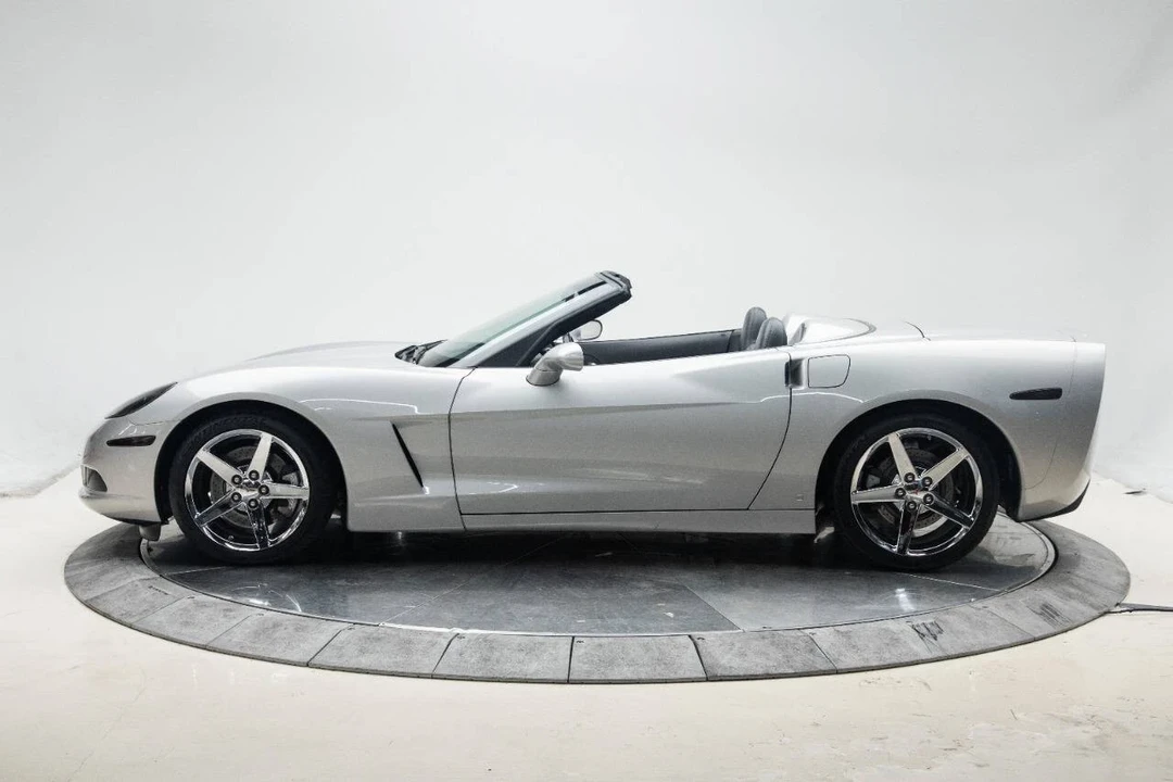 2008 Chevrolet Corvette C6 - Image 5 of 21