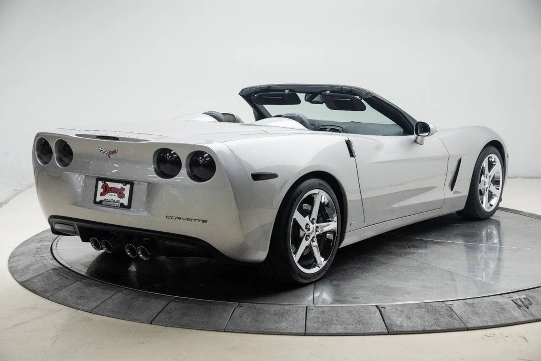 2008 Chevrolet Corvette C6 - Image 11 of 21