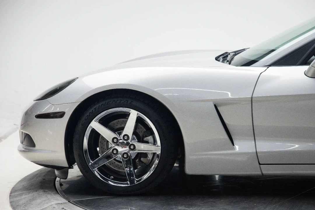 2008 Chevrolet Corvette C6 - Image 17 of 21