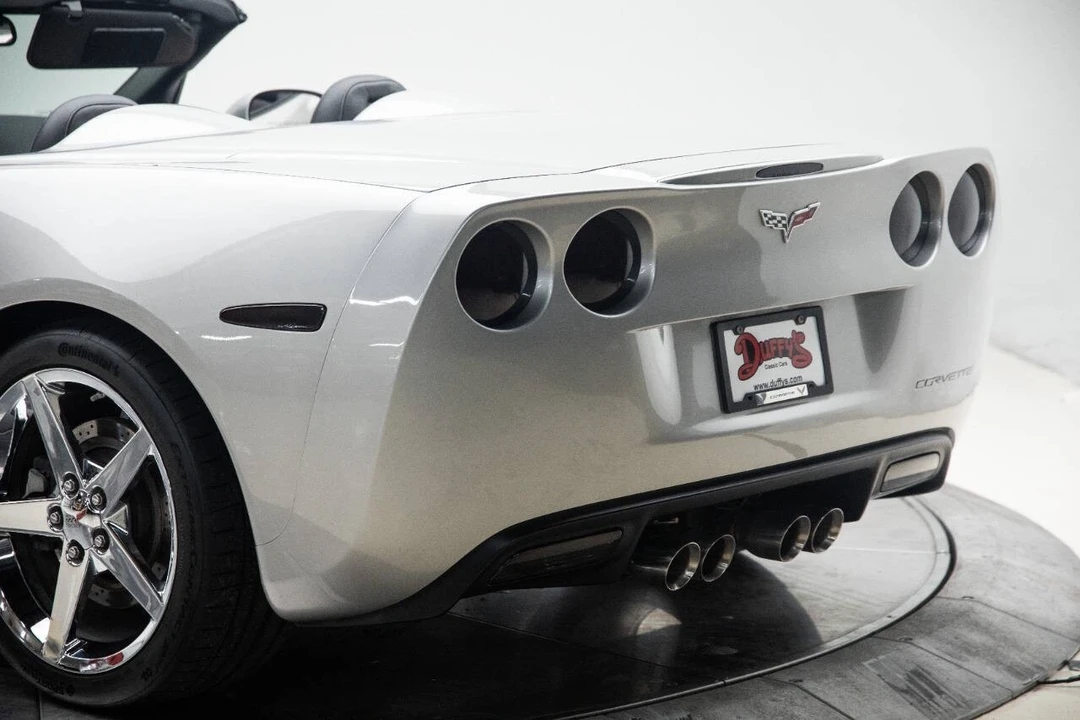 2008 Chevrolet Corvette C6 - Image 15 of 21