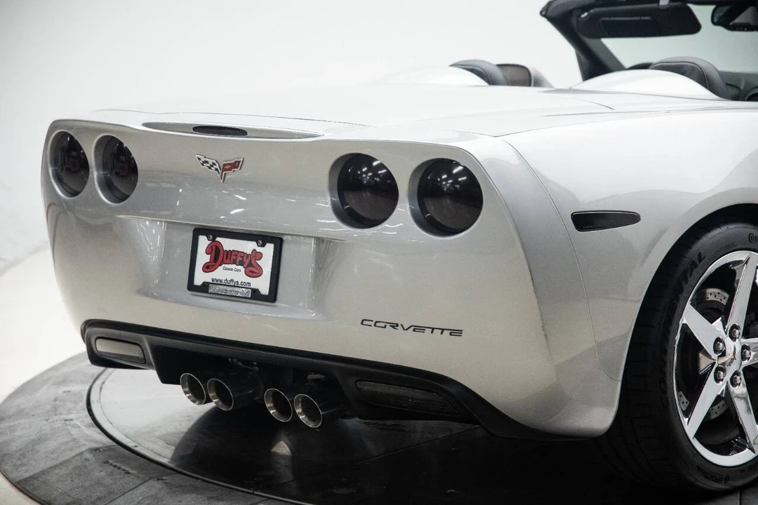 2008 Chevrolet Corvette C6 - Image 16 of 21