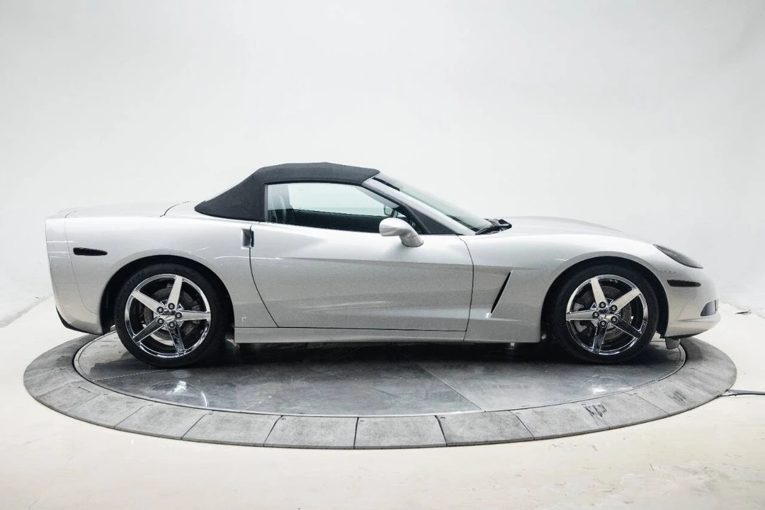 2008 Chevrolet Corvette C6 - Image 2 of 21