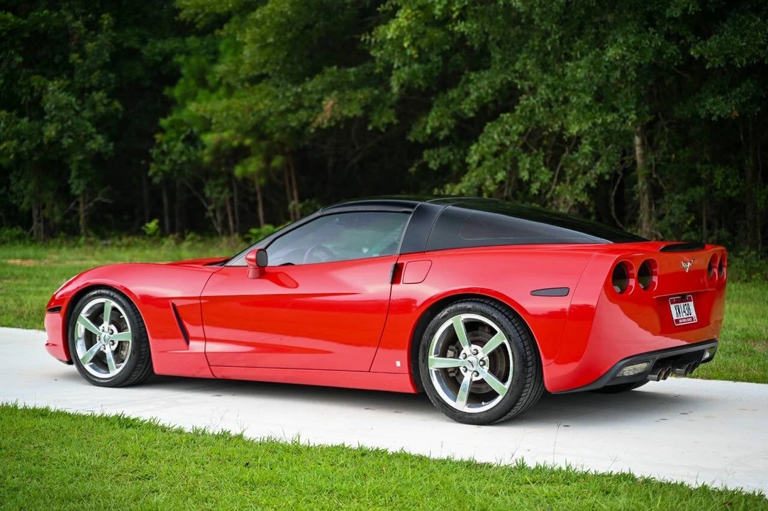 2008 Chevrolet Corvette C6 - Image 15 of 31