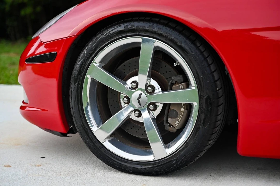 2008 Chevrolet Corvette C6 - Image 17 of 31