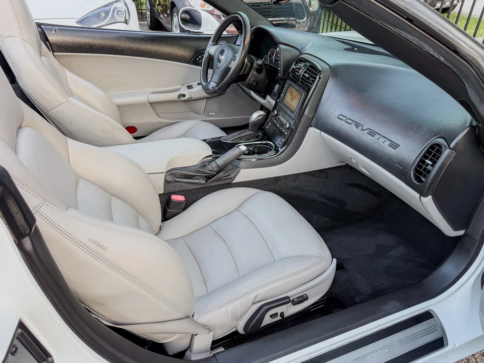 2008 Chevrolet Corvette C6 - Image 25 of 31