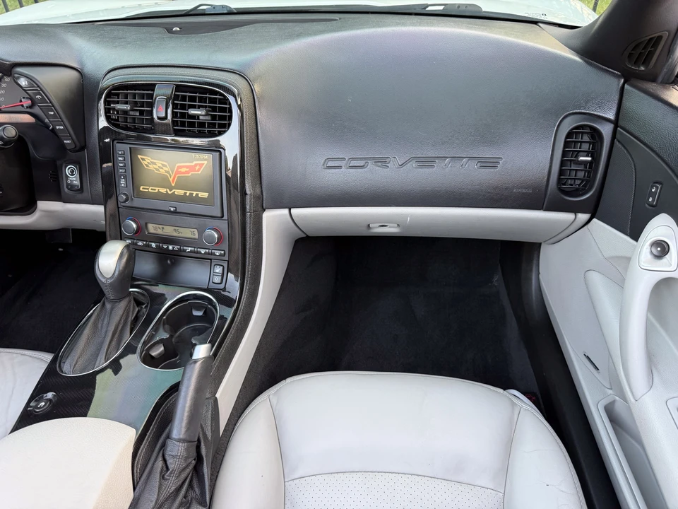 2008 Chevrolet Corvette C6 - Image 17 of 31