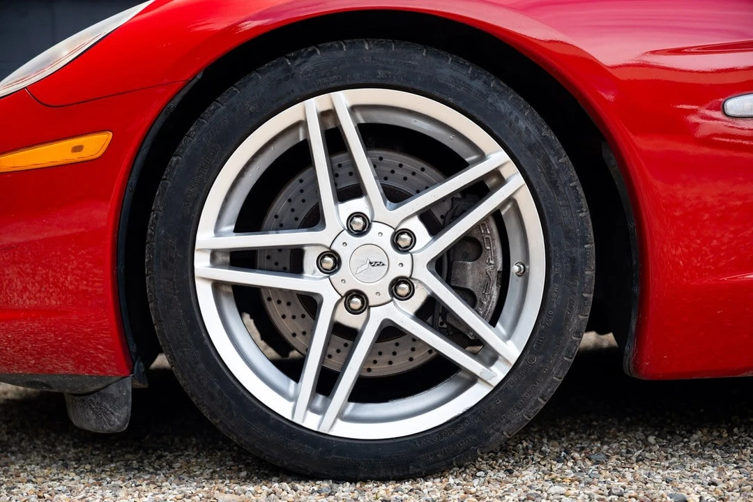 2008 Chevrolet Corvette C6 - Image 19 of 30