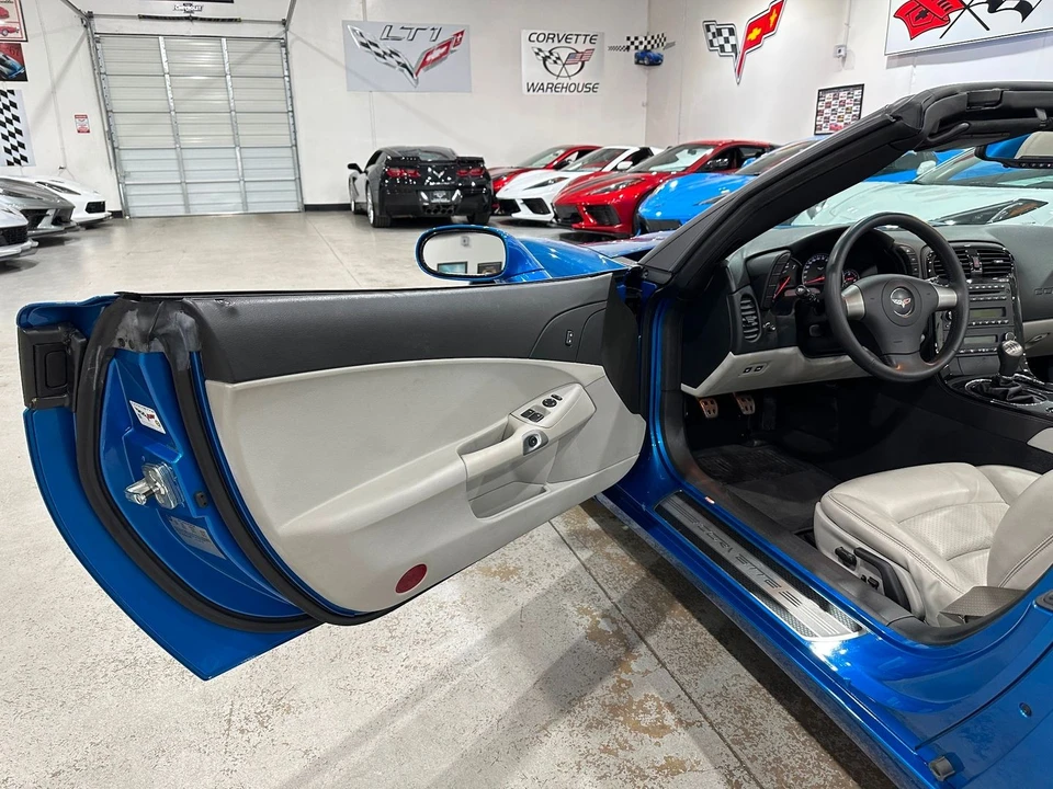 2008 Chevrolet Corvette C6 - Image 16 of 21