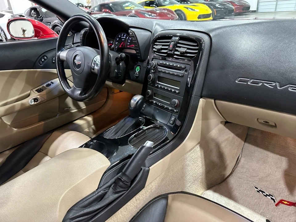 2008 Chevrolet Corvette C6 - Image 15 of 21