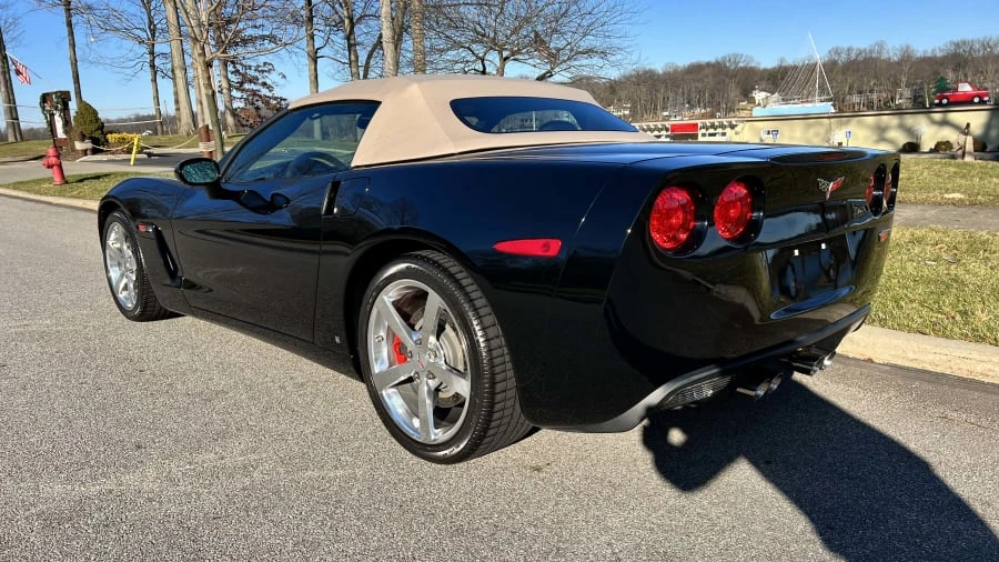 2008 Chevrolet Corvette C6 - Image 14 of 30