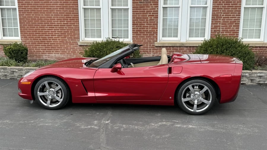 2008 Chevrolet Corvette C6 - Image 2 of 14