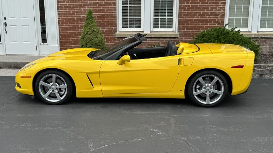 2008 Chevrolet Corvette C6 - Image 2 of 12