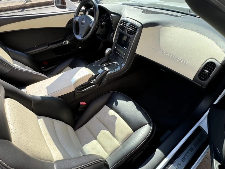 2008 Chevrolet Corvette C6 - Image 10 of 15