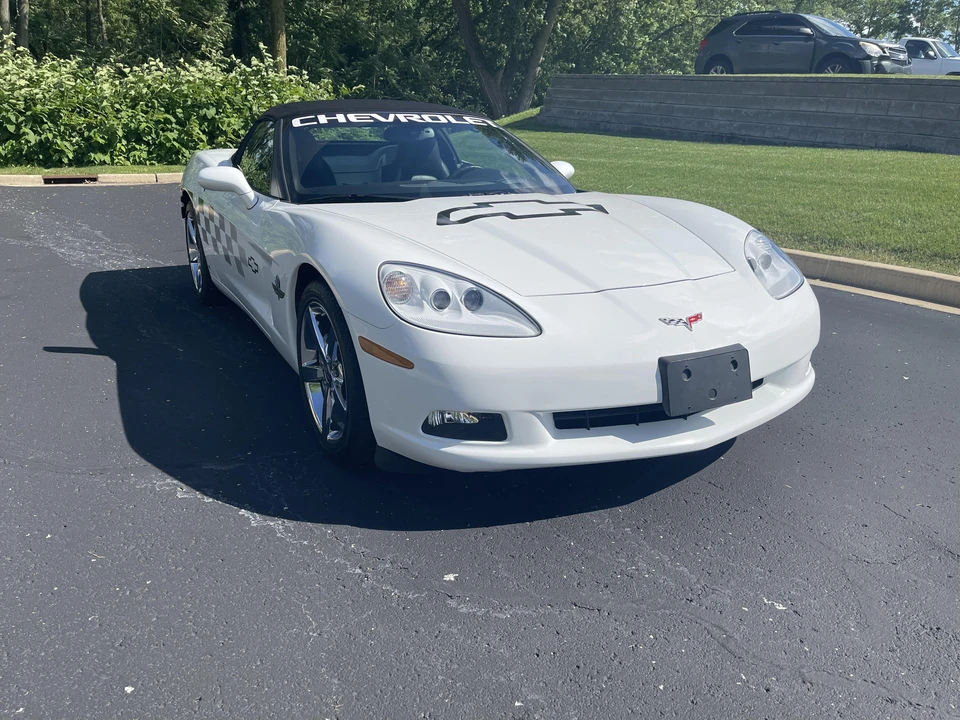 2008 Chevrolet Corvette C6 - Image 12 of 31