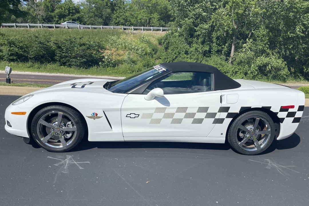 2008 Chevrolet Corvette C6 - Image 3 of 31