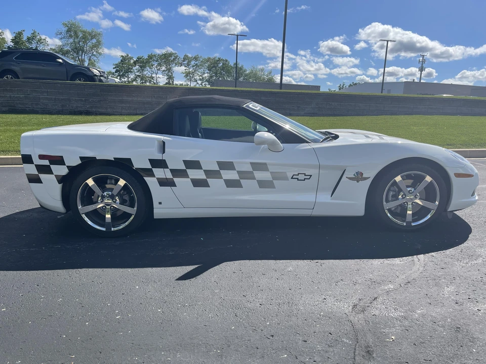 2008 Chevrolet Corvette C6 - Image 11 of 31