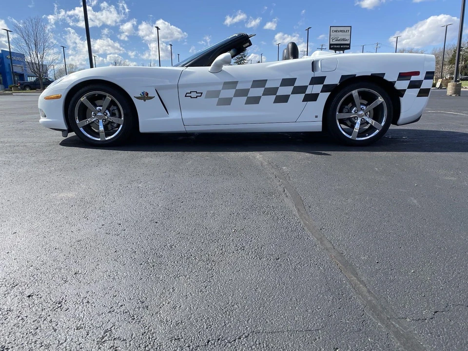 2008 Chevrolet Corvette C6 - Image 17 of 31