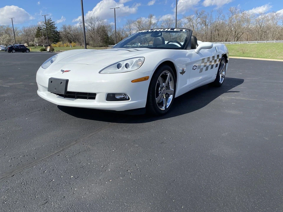 2008 Chevrolet Corvette C6 - Image 15 of 31